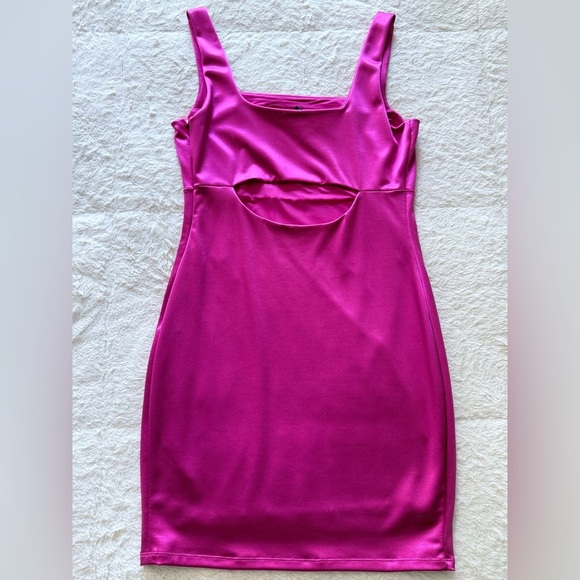 NWT Guess Fuchsia Satin Mini Dress-Medium - Picture 3 of 7